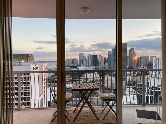 1750 N Bayshore Dr # 4108, Miami FL 33132