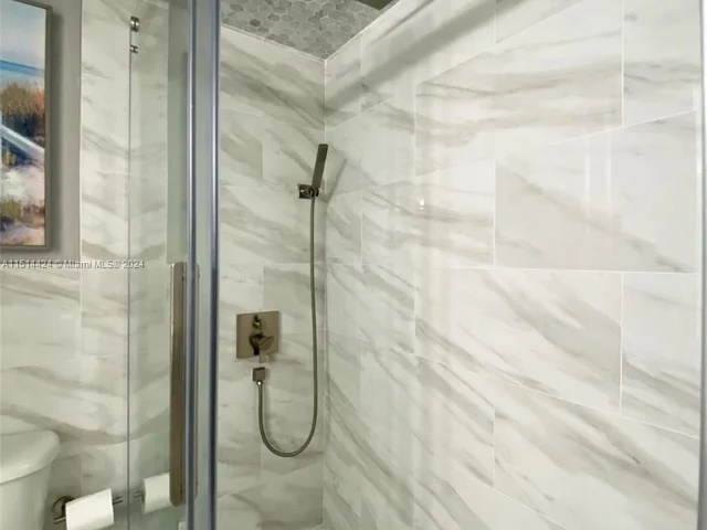 1750 N Bayshore Dr # 4108, Miami FL 33132