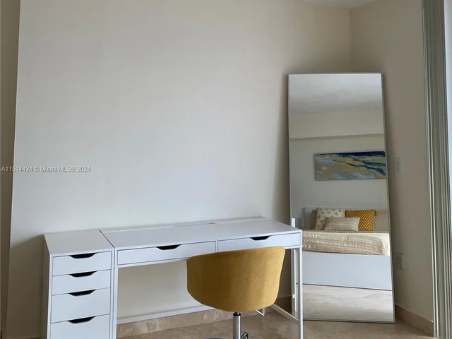 1750 N Bayshore Dr # 4108, Miami FL 33132