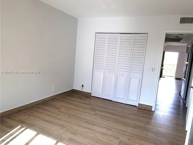 13450 SW 3rd St # 417D, Pembroke Pines FL 33027