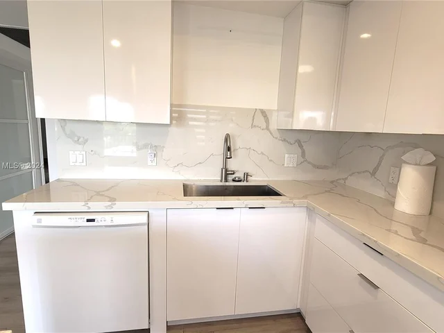 13450 SW 3rd St # 417D, Pembroke Pines FL 33027