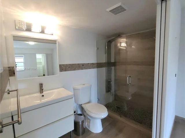 13450 SW 3rd St # 417D, Pembroke Pines FL 33027