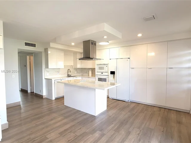 13450 SW 3rd St # 417D, Pembroke Pines FL 33027