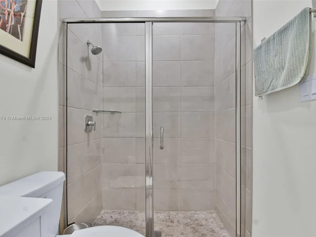 8195 NW 104th Ave # 2, Doral FL 33178