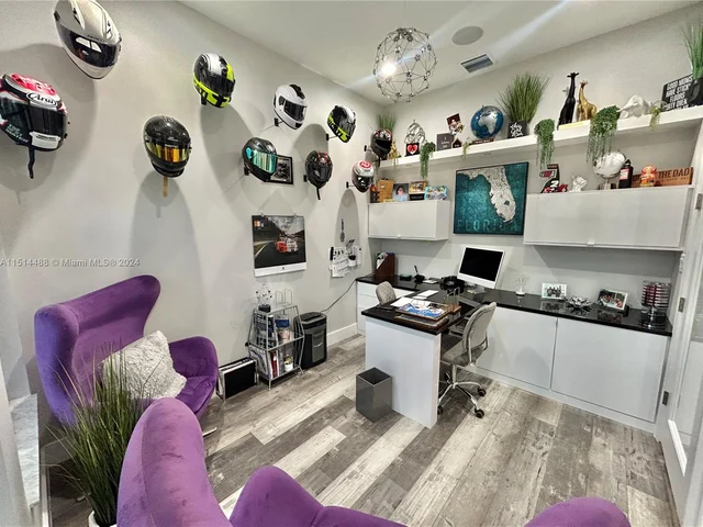 9203 NW 39th St, Coral Springs FL 33065