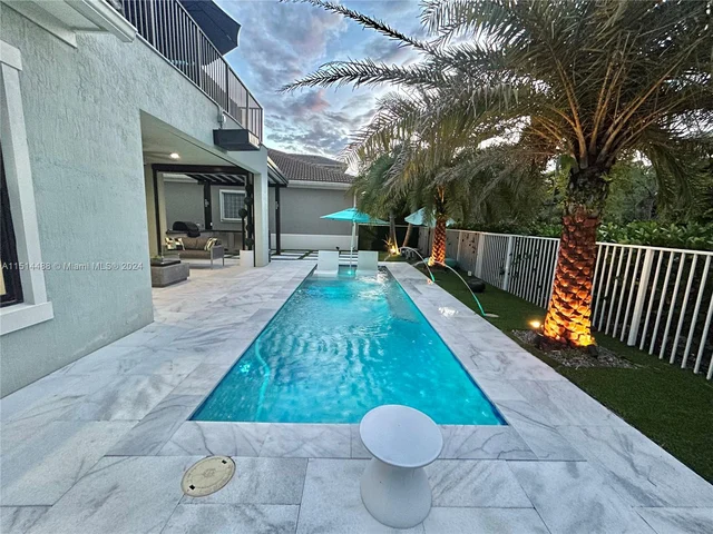 9203 NW 39th St, Coral Springs FL 33065