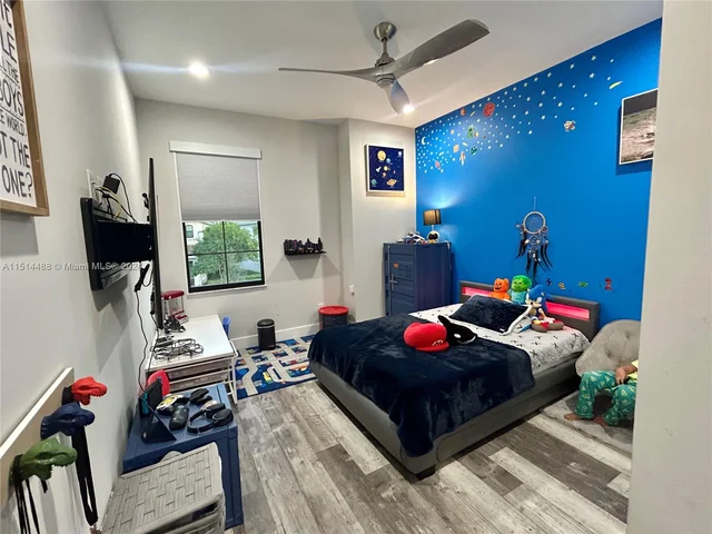 9203 NW 39th St, Coral Springs FL 33065