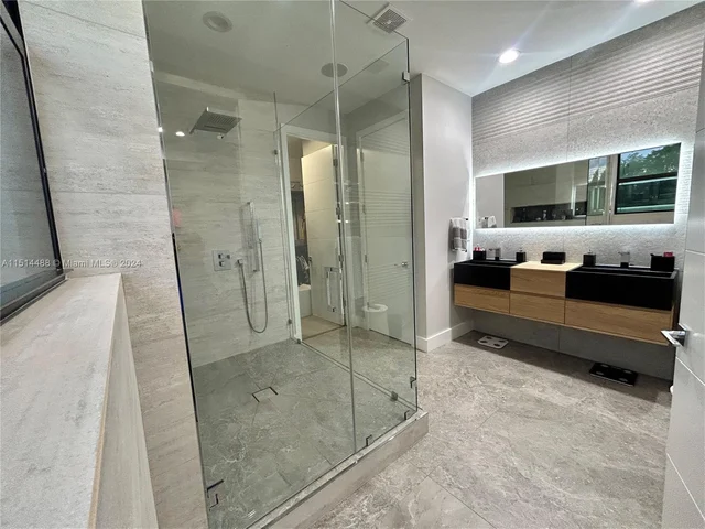 9203 NW 39th St, Coral Springs FL 33065