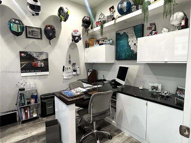 9203 NW 39th St, Coral Springs FL 33065