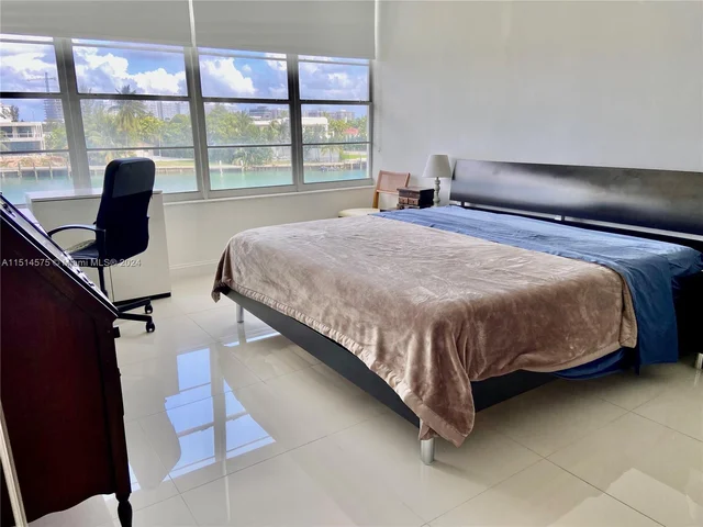 9101 E Bay Harbor Dr # 306, Bay Harbor Islands FL 33154