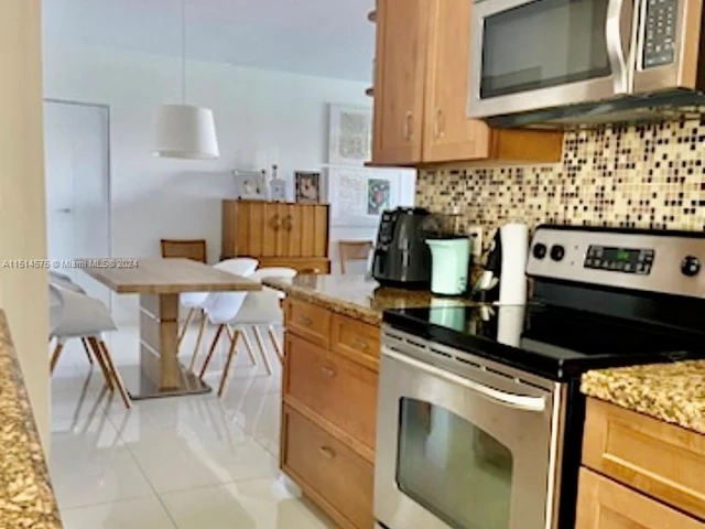 9101 E Bay Harbor Dr # 306, Bay Harbor Islands FL 33154