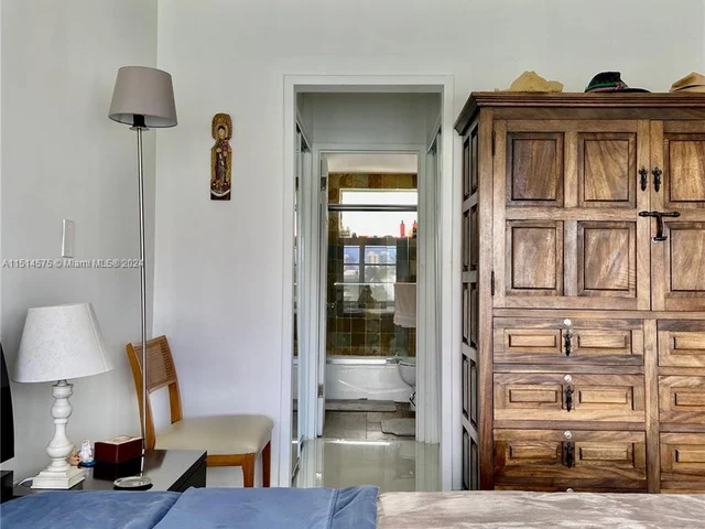 9101 E Bay Harbor Dr # 306, Bay Harbor Islands FL 33154