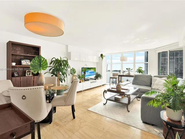 1865 Brickell Ave # A1011, Miami FL 33129