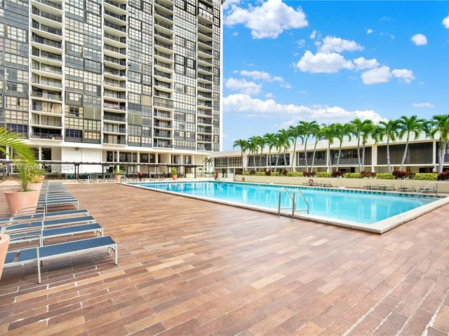 1865 Brickell Ave # A1011, Miami FL 33129