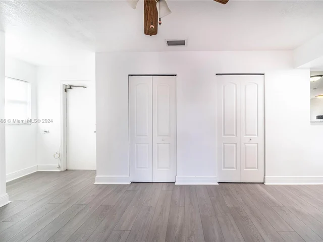 1360 NW 73rd Ave, Plantation FL 33313