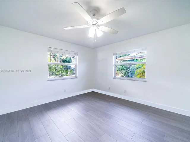 1360 NW 73rd Ave, Plantation FL 33313