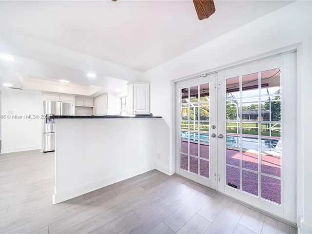 1360 NW 73rd Ave, Plantation FL 33313