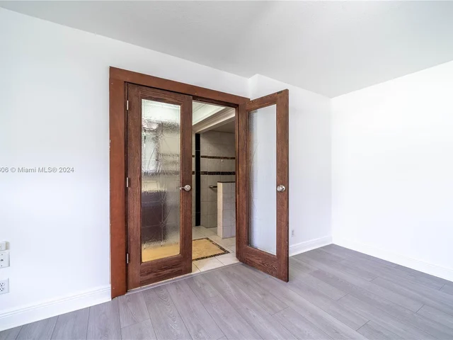 1360 NW 73rd Ave, Plantation FL 33313