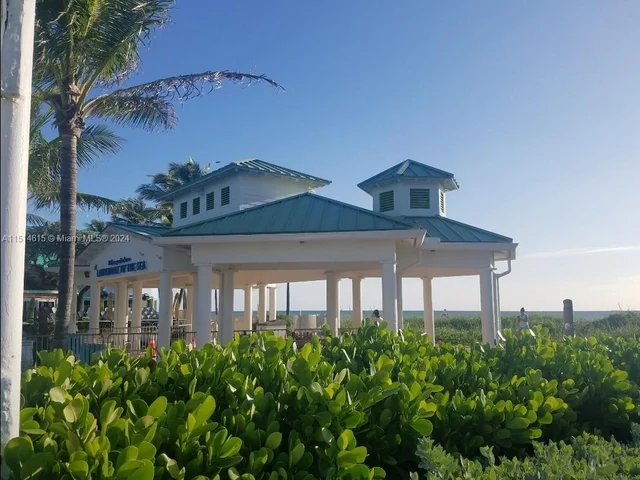 4821 NE 26th Ave, Fort Lauderdale FL 33308