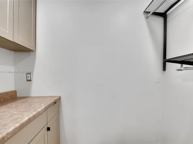 11426 NW 4th Ter # 11426, Sweetwater FL 33172