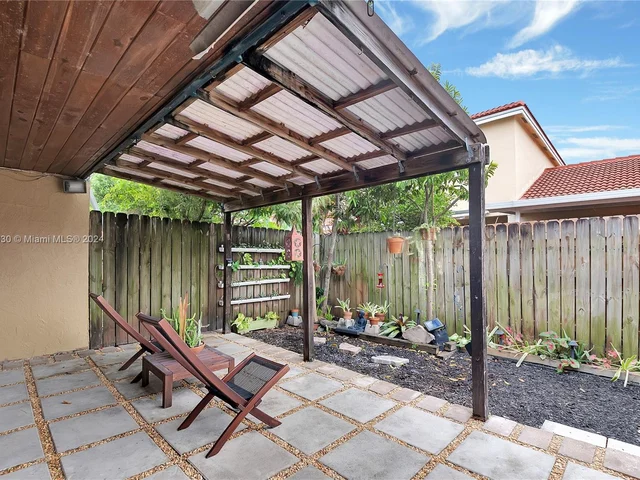 11426 NW 4th Ter # 11426, Sweetwater FL 33172