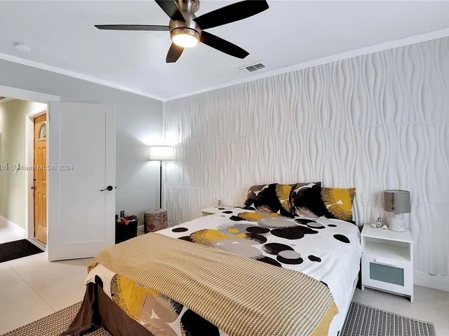 11426 NW 4th Ter # 11426, Sweetwater FL 33172