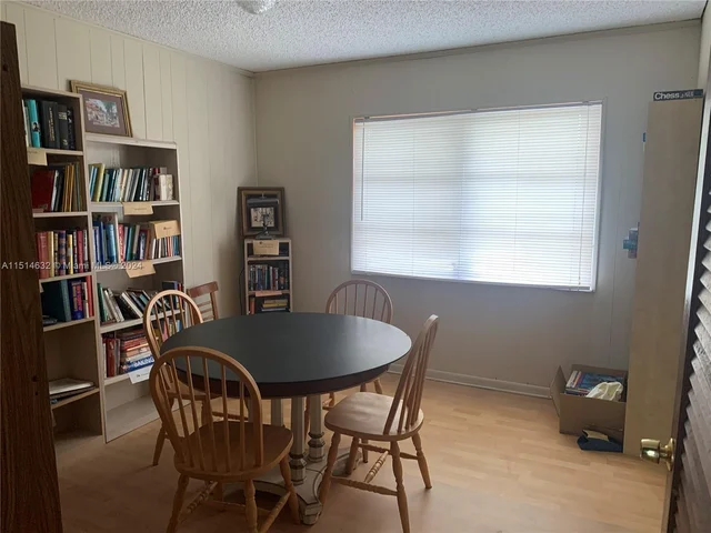 2111 NE 42nd Ct # 103W, Lighthouse Point FL 33064