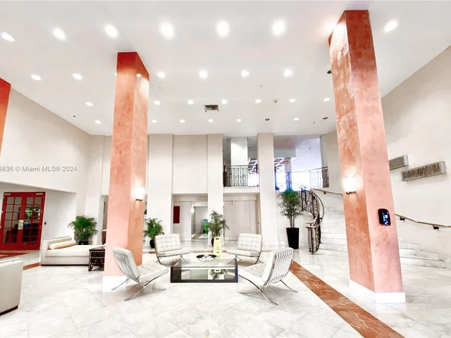 5825 Collins Ave # 4A, Miami Beach FL 33140