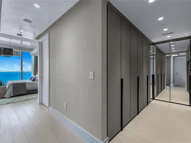 17975 Collins Ave # 1602, Sunny Isles Beach FL 33160