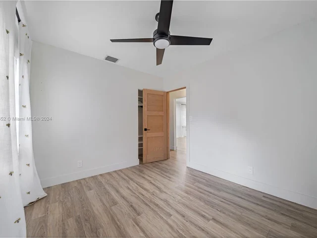 843 SW 10th St, Fort Lauderdale FL 33315