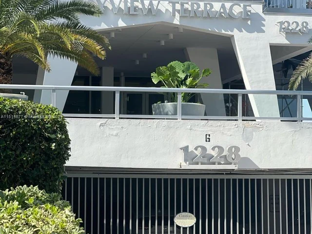 1228 West Ave # 910, Miami Beach FL 33139