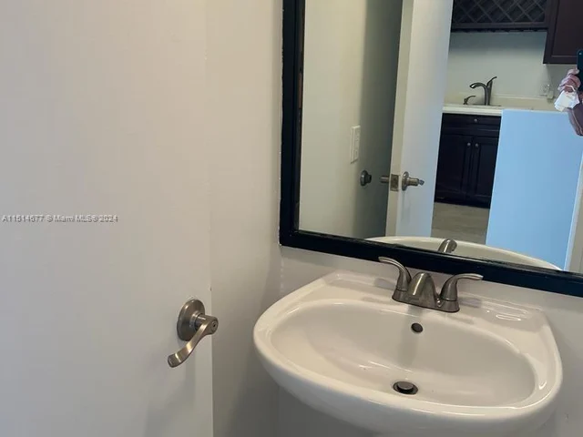 1228 West Ave # 910, Miami Beach FL 33139