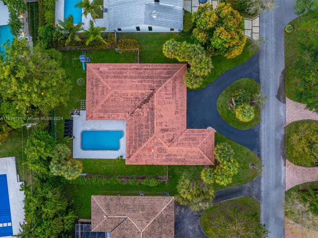 14530 Pompano Dr, Coral Gables FL 33158
