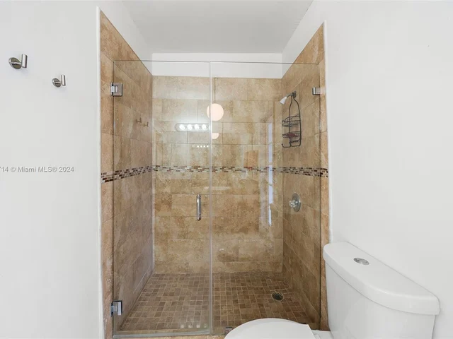 14530 Pompano Dr, Coral Gables FL 33158