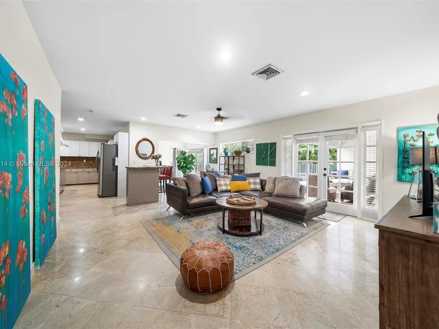 14530 Pompano Dr, Coral Gables FL 33158