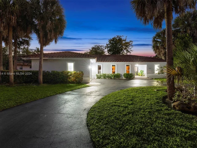 14530 Pompano Dr, Coral Gables FL 33158