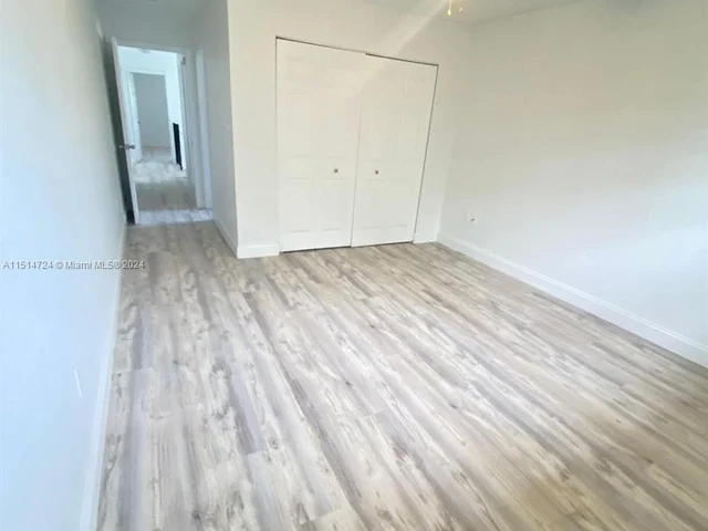 1616 NE 151st St # 1616, North Miami Beach FL 33162