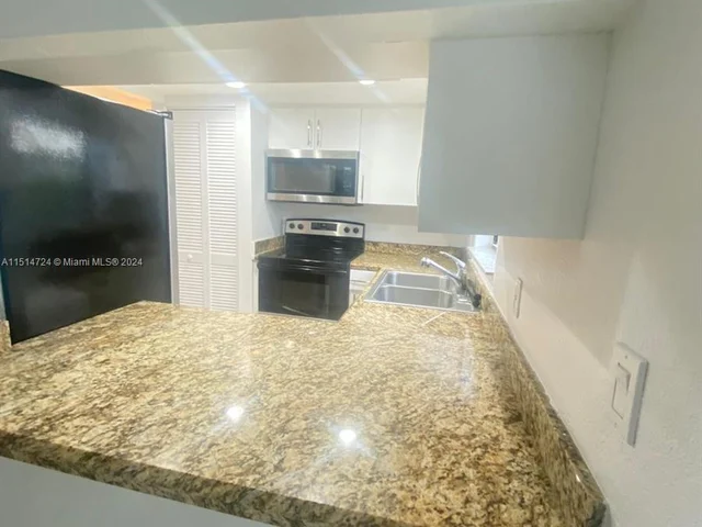 1616 NE 151st St # 1616, North Miami Beach FL 33162