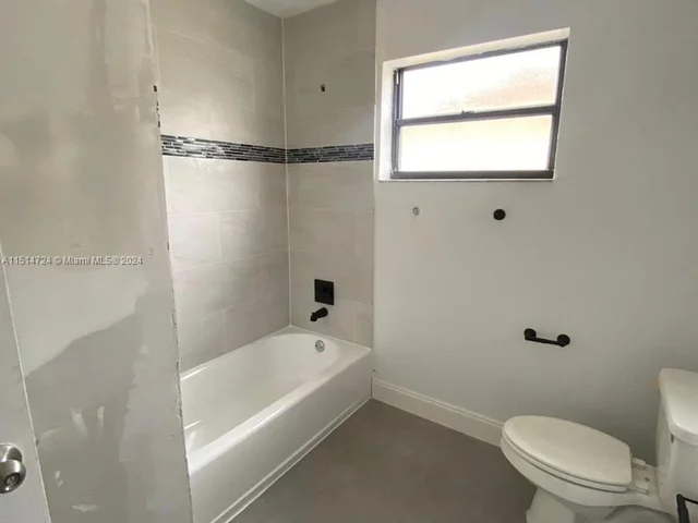 1616 NE 151st St # 1616, North Miami Beach FL 33162