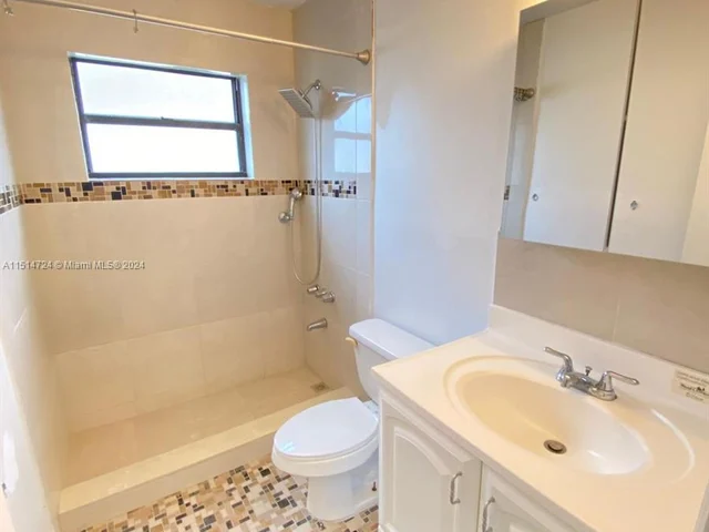 1616 NE 151st St # 1616, North Miami Beach FL 33162