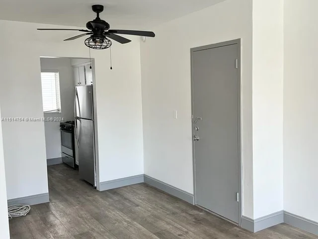 2250 Bay Dr # 12, Miami Beach FL 33141