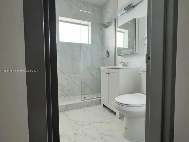 2250 Bay Dr # 12, Miami Beach FL 33141