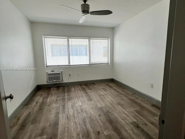 2250 Bay Dr # 12, Miami Beach FL 33141