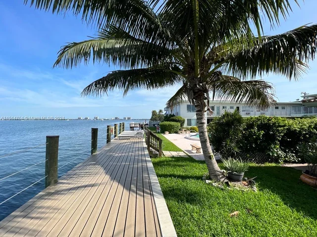 2250 Bay Dr # 12, Miami Beach FL 33141