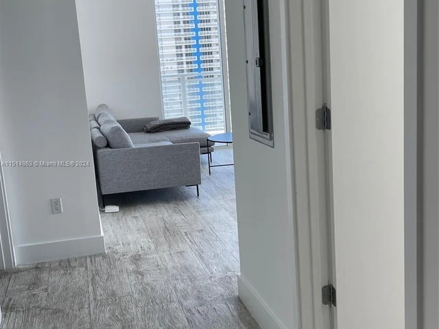 1080 Brickell Ave # 2700, Miami FL 33131