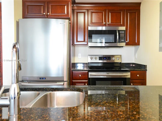 275 NE 18th St # 1002, Miami FL 33132