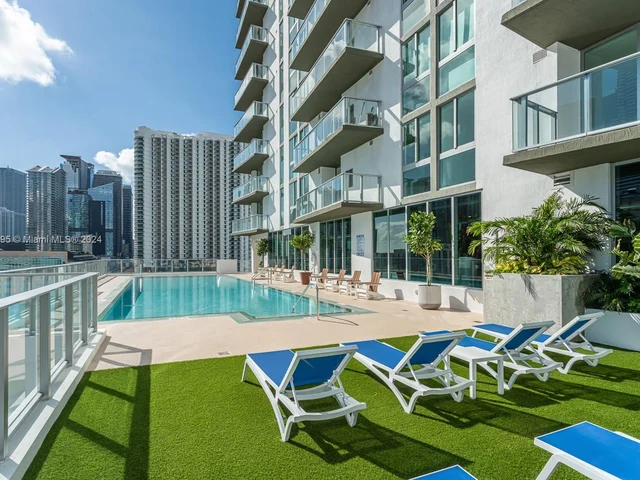 30 SW 1st St # 1706, Miami FL 33130