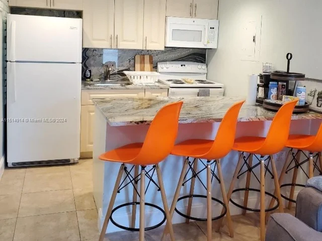 700 SE 14th Ct # 3, Fort Lauderdale FL 33316