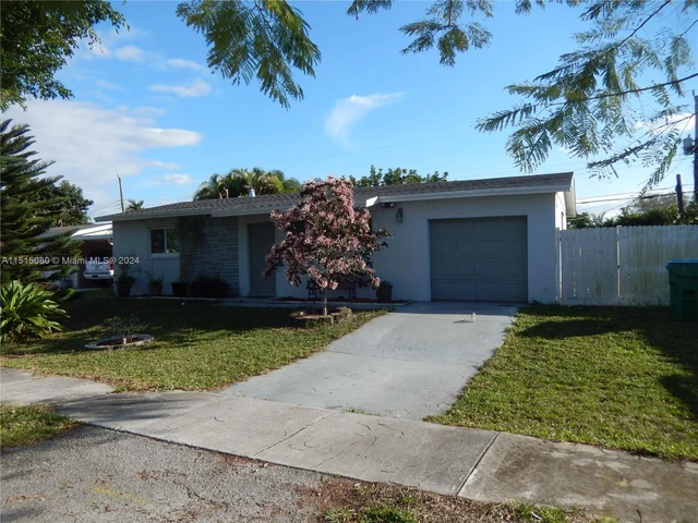 8000 NW 174th Ter, Hialeah FL 33015
