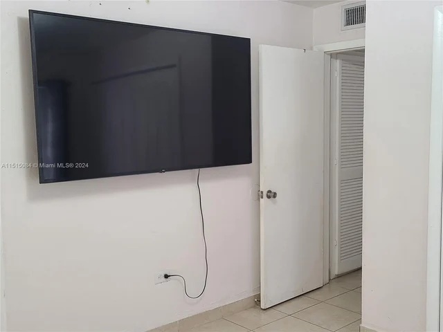 7244 SW 94th Pl # C6, Miami FL 33173